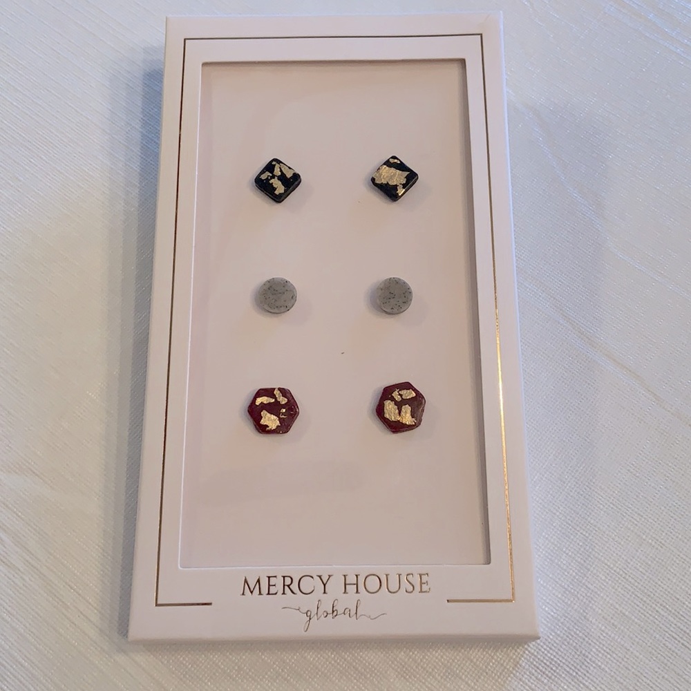 Earring stud set